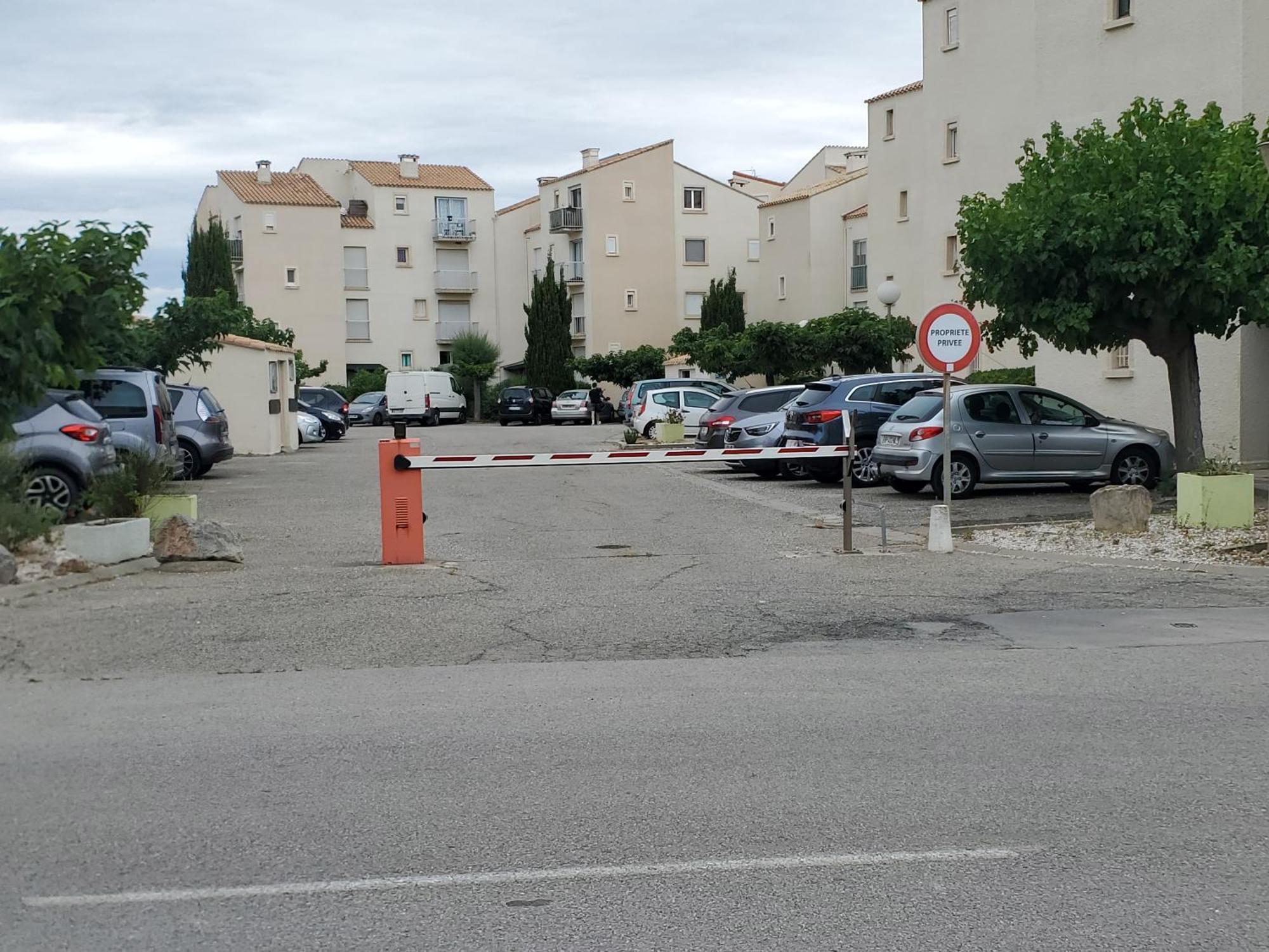 Les Villageoises Le Barcares Bagian luar foto